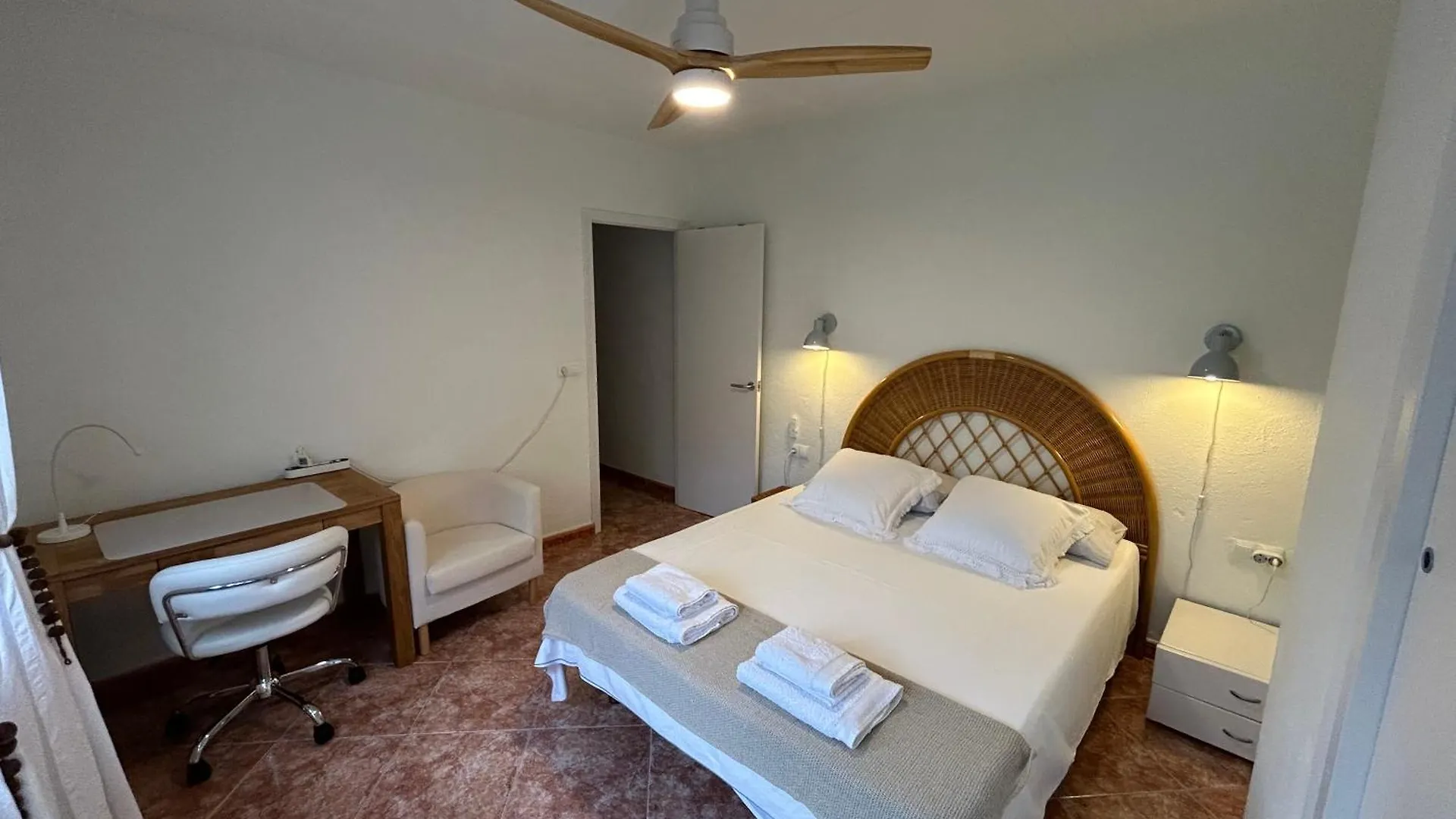 Cal Frare, Colomers Apartment  Colomes